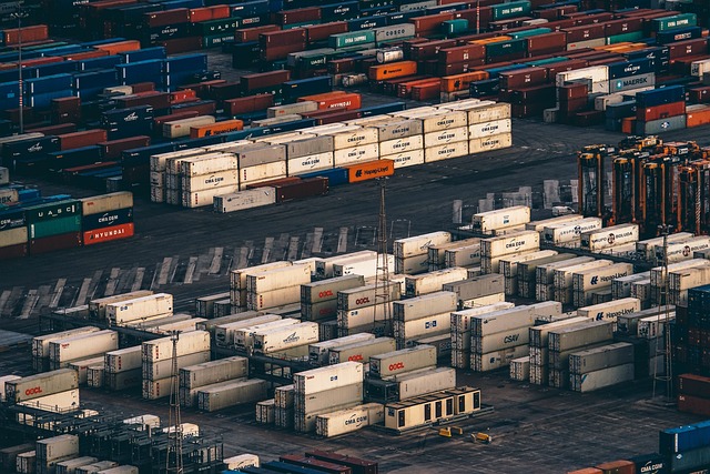 img-container-2602812_640