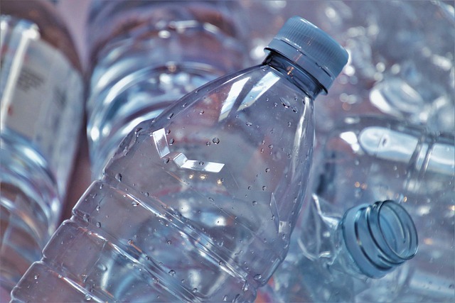 img-the-bottle-5128607_640